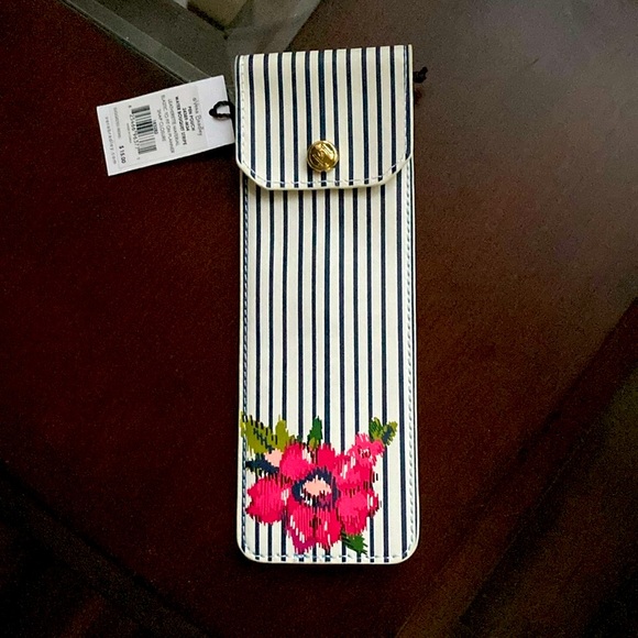 NWT Vera Bradley Pen Pouch- Pattern: Water Bouquet Stripe - Picture 1 of 7